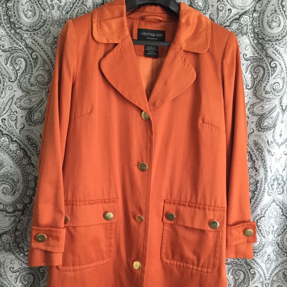 CENTIGRADE TRENCH ALL WEATHER  SZ M PUMPKIN   BEAUTIFUL DETAILS